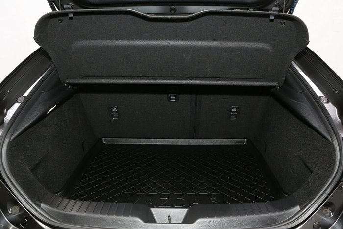 2025 Mazda 3 G25 Astina