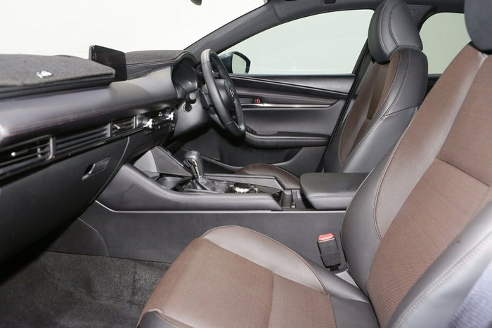 2025 Mazda 3 G25 Astina