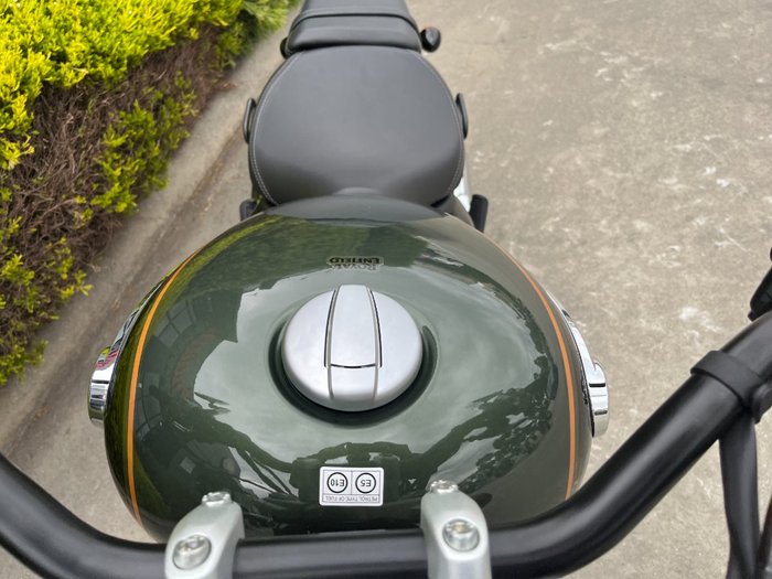 2026 Royal Enfield SUPER METEOR 650 Interstella Green