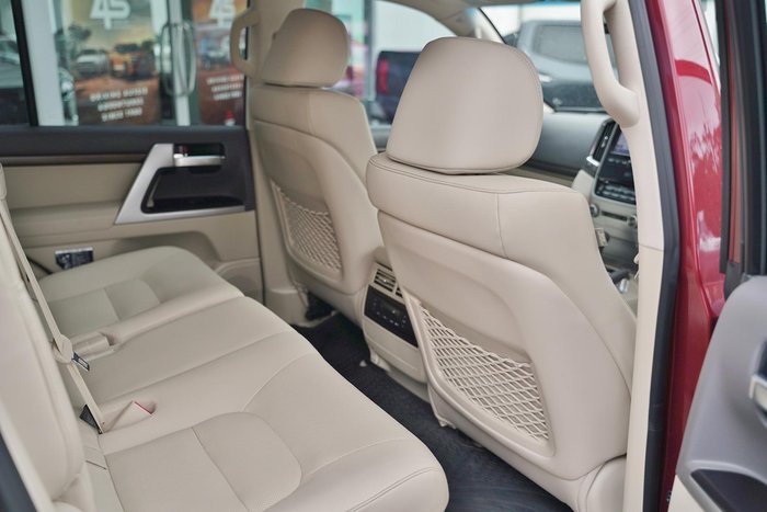 2020 Toyota Landcruiser VX