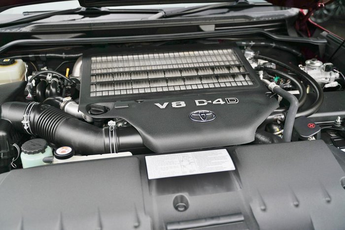 2020 Toyota Landcruiser VX