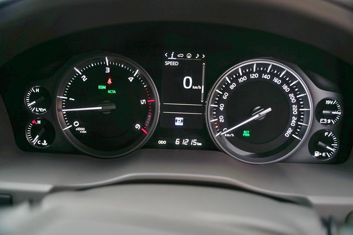 2020 Toyota Landcruiser VX