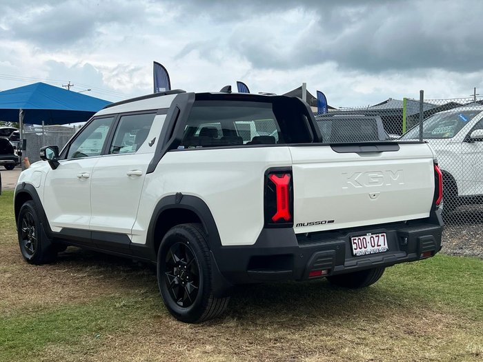 2026 KGM Musso EV 2WD Black Edge
