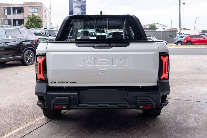 2026 KGM Musso EV 2WD Black Edge