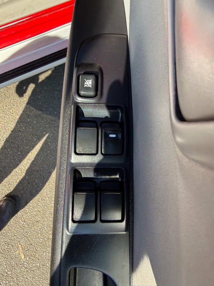 2014 Mitsubishi Triton GLX