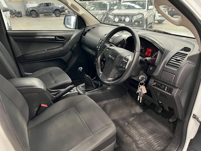 2013 Isuzu D-MAX SX MY12 4X4 Dual Range Splash White