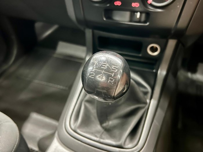 2013 Isuzu D-MAX SX MY12 4X4 Dual Range Splash White