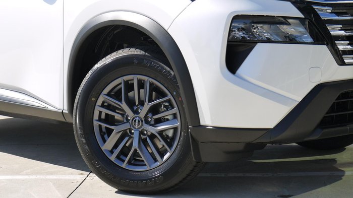 2026 Nissan X-TRAIL ST