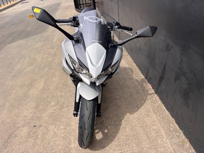 2026 Kawasaki 2026 Kawasaki 650CC NINJA 650 LAMS SILVER