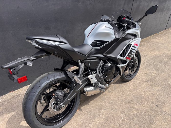 2026 Kawasaki 2026 Kawasaki 650CC NINJA 650 LAMS SILVER