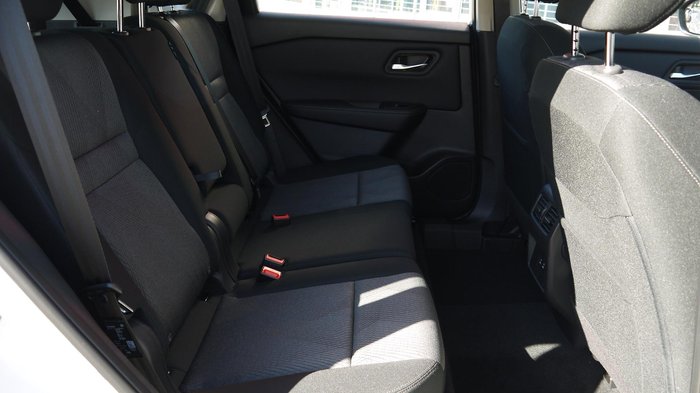 2026 Nissan X-TRAIL ST