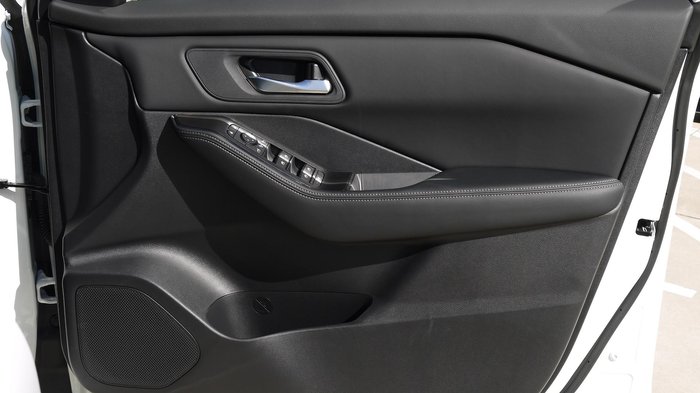 2026 Nissan X-TRAIL ST