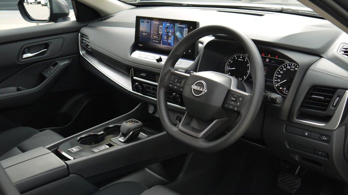 2026 Nissan X-TRAIL ST