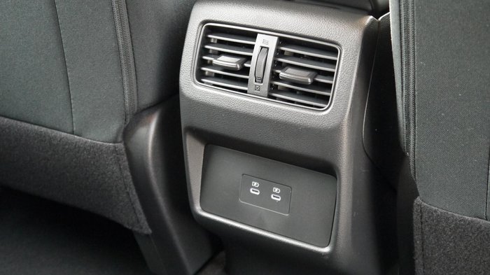 2026 Nissan X-TRAIL ST