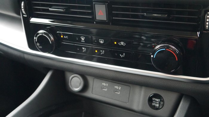 2026 Nissan X-TRAIL ST