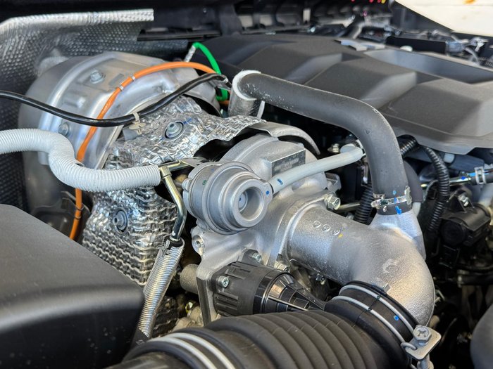 2025 Mitsubishi Triton GLX-R