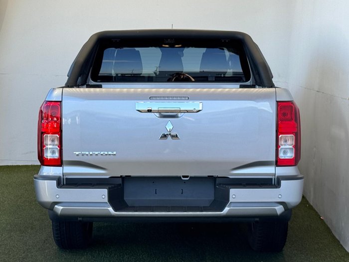 2025 Mitsubishi Triton GLX-R