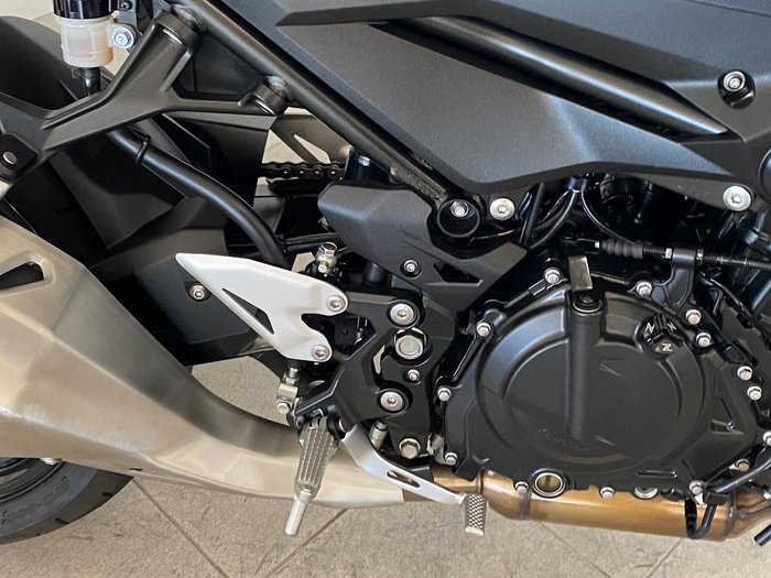 2022 Kawasaki Z400 Z 400 Grey