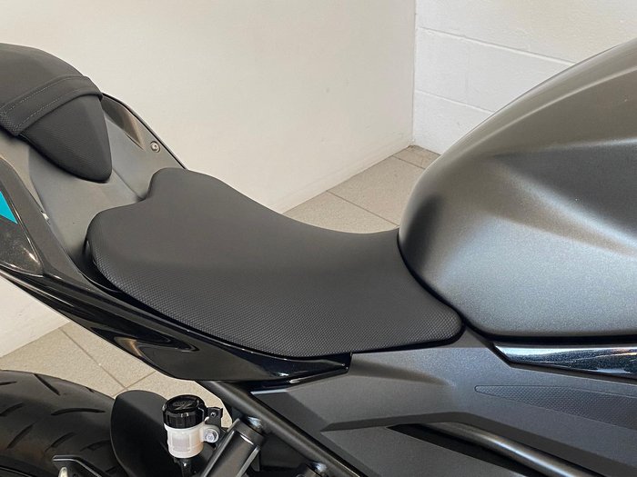 2022 Kawasaki Z400 Z 400 Grey