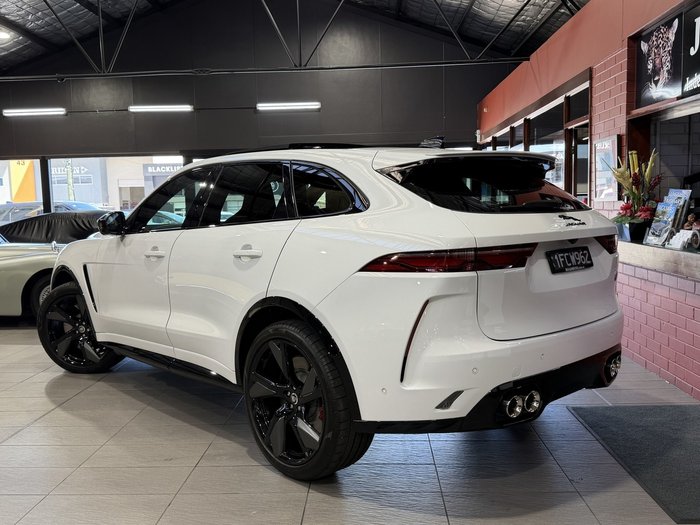2024 Jaguar F-PACE SVR 575 Edition
