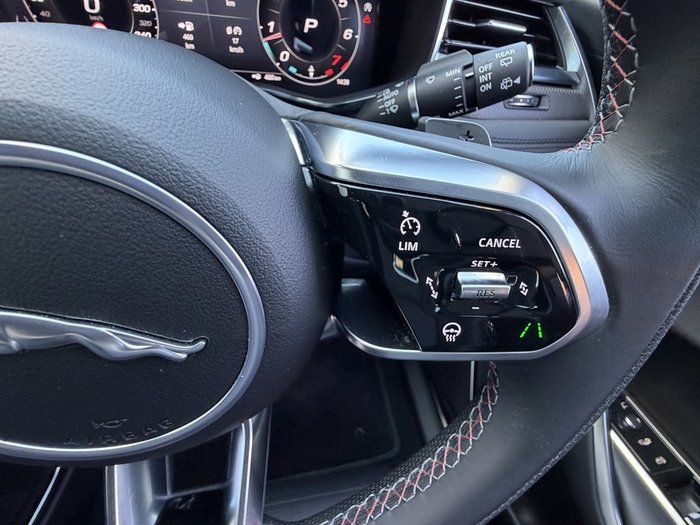 2024 Jaguar F-PACE SVR 575 Edition