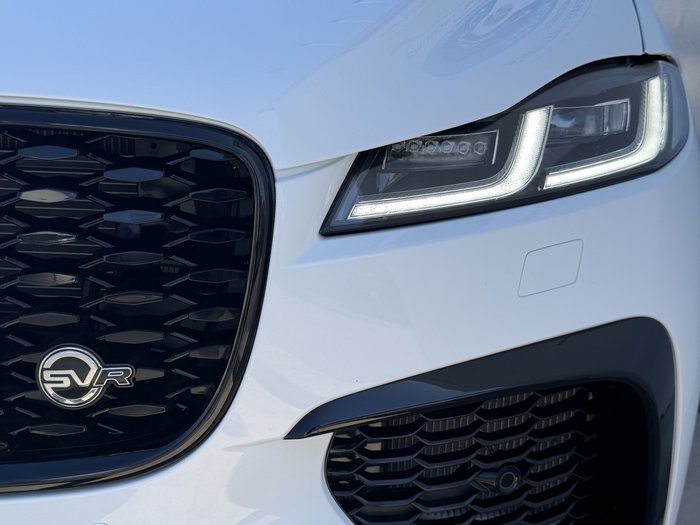 2024 Jaguar F-PACE SVR 575 Edition