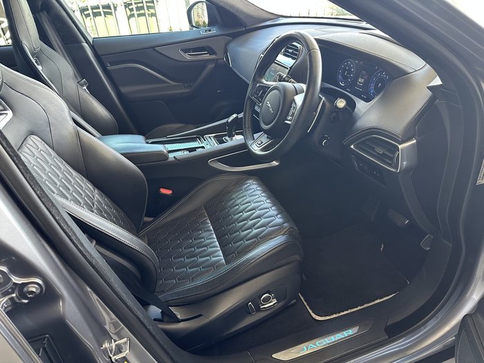 2019 Jaguar F-PACE SVR