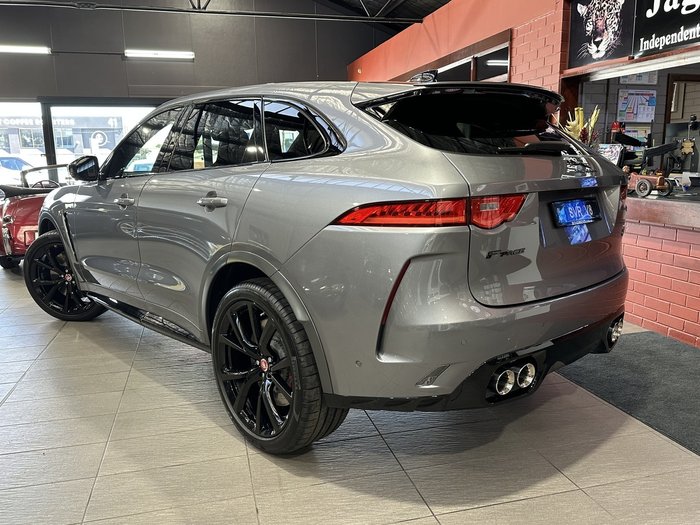 2019 Jaguar F-PACE SVR
