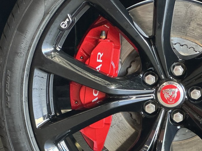 2019 Jaguar F-PACE SVR