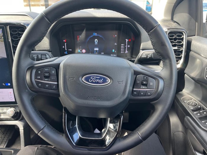 2025 Ford Everest Trend