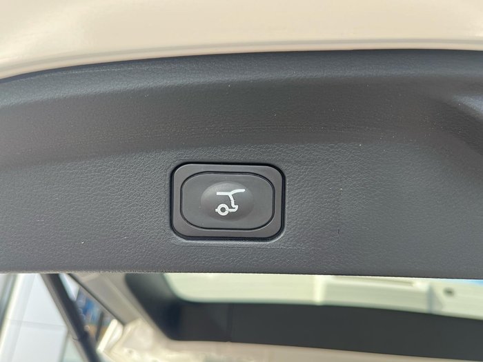 2025 Ford Everest Trend