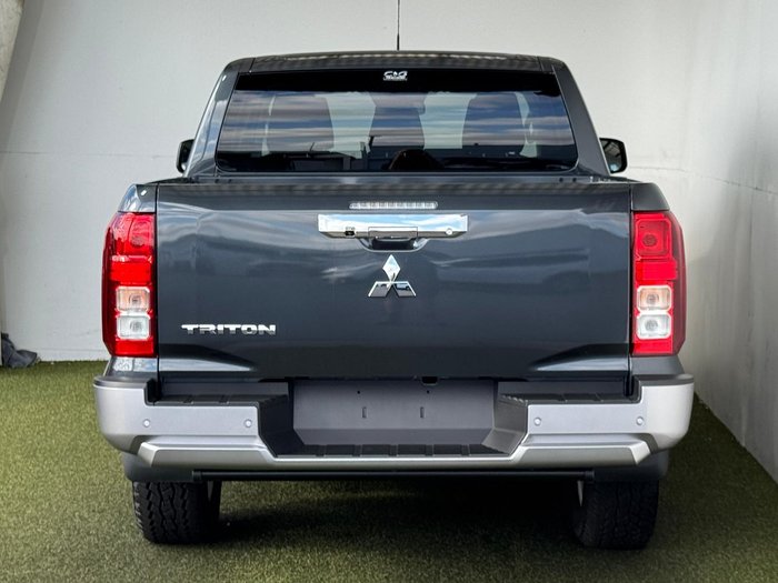 2025 Mitsubishi Triton GLX+