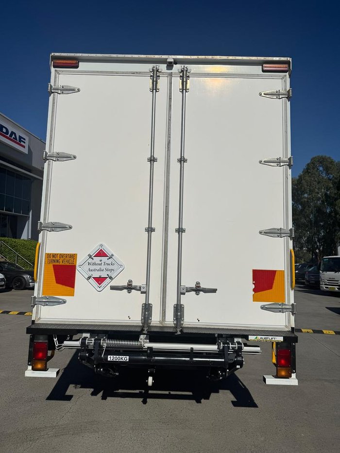 2021 Isuzu F Series FRR107-210