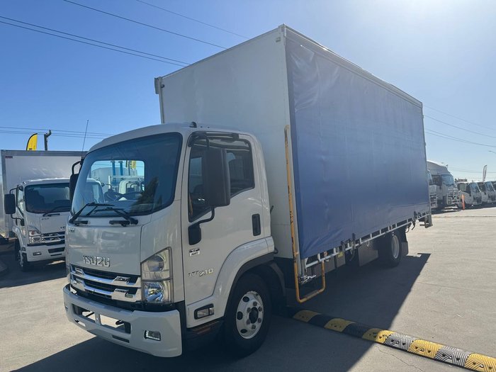 2021 Isuzu F Series FRR107-210