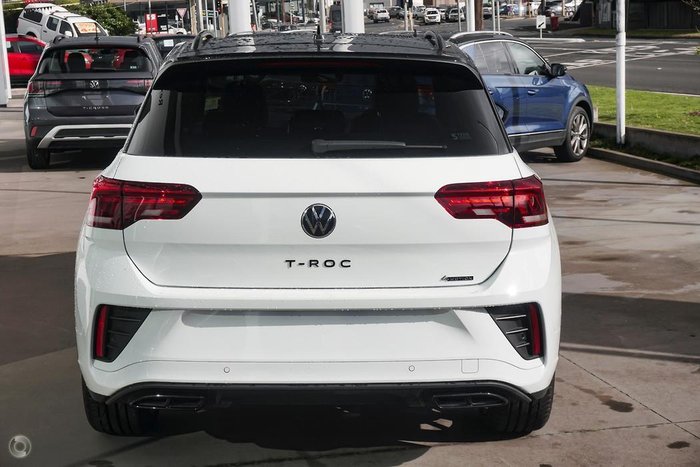 2025 Volkswagen T-Roc 140TSI R-Line