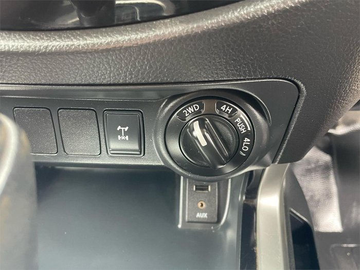 2017 Nissan Navara SL D23 Series 2 4X4 Dual Range Brilliant Silver