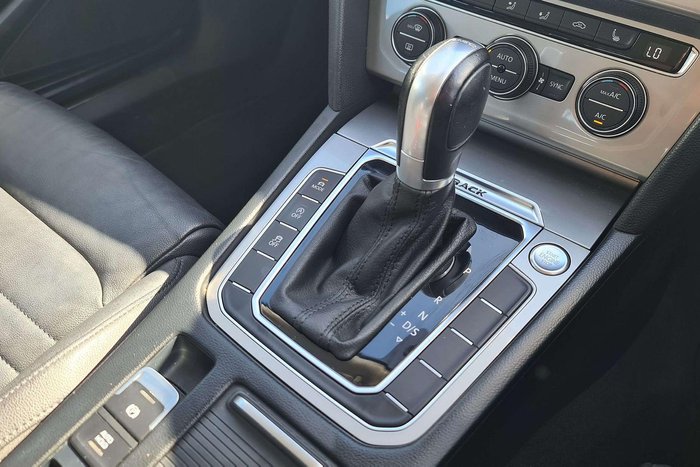 2016 Volkswagen Passat 140TDI Alltrack