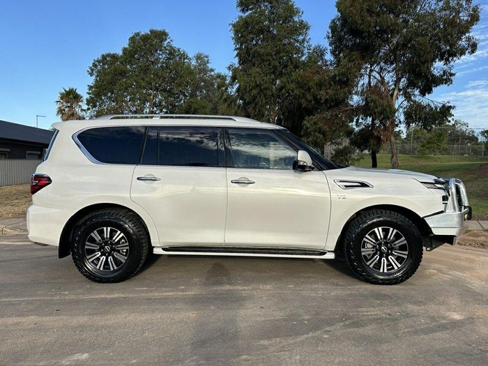 2022 Nissan Patrol Ti-L