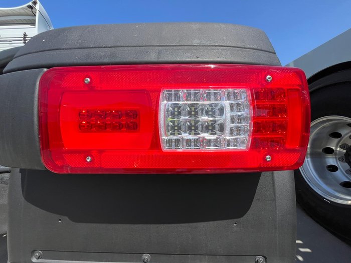 2025 Iveco S-Way AT600