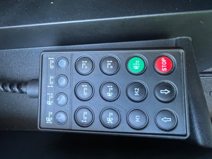 2025 Iveco S-Way AT600