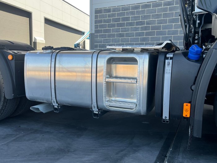 2025 Iveco S-Way AT600