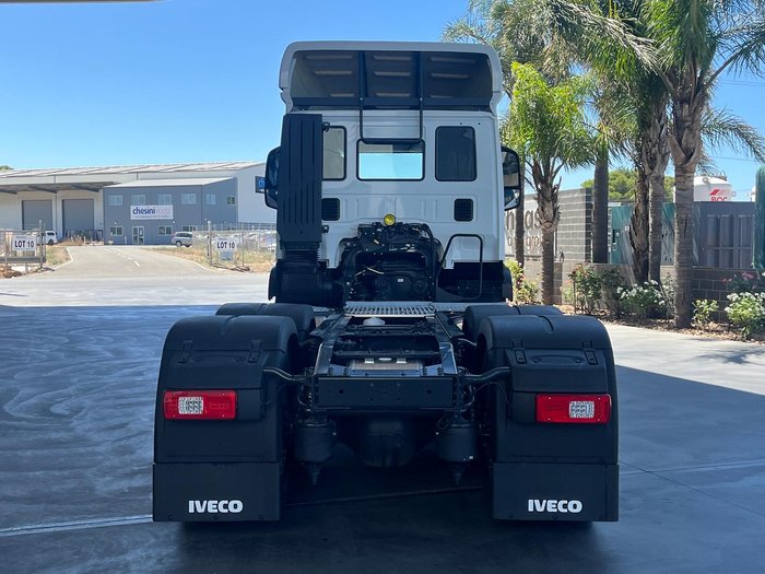 2025 Iveco S-Way AT600