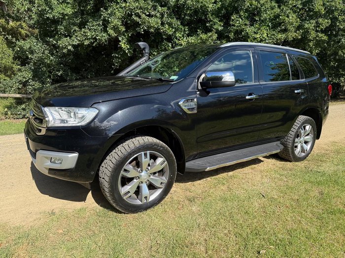 2017 Ford Everest Titanium