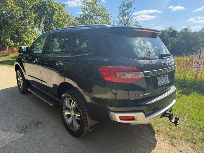 2017 Ford Everest Titanium