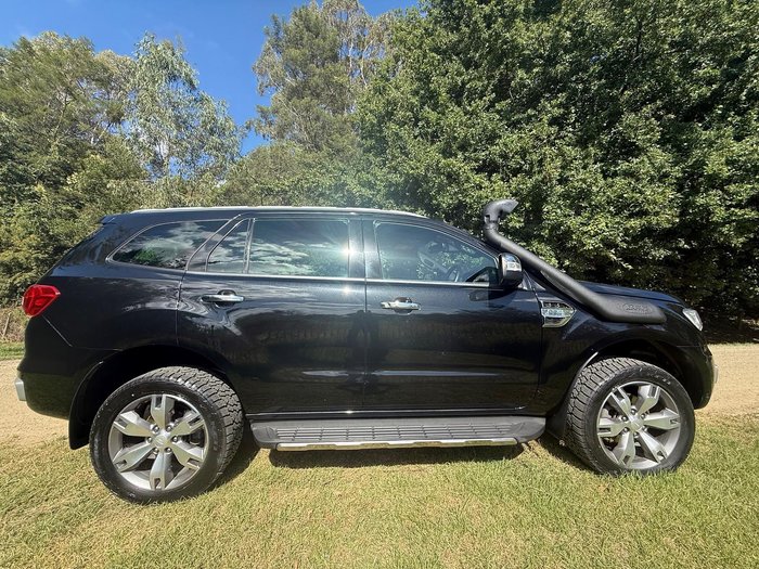 2017 Ford Everest Titanium
