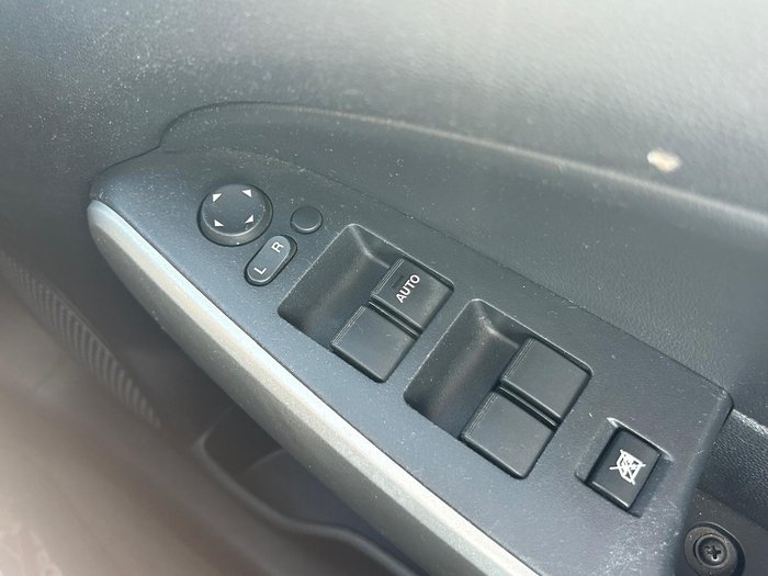 2014 Mazda 2 Neo Sport