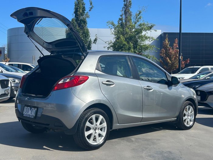 2014 Mazda 2 Neo Sport