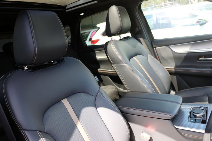 2025 Mazda CX-60 D50e Azami