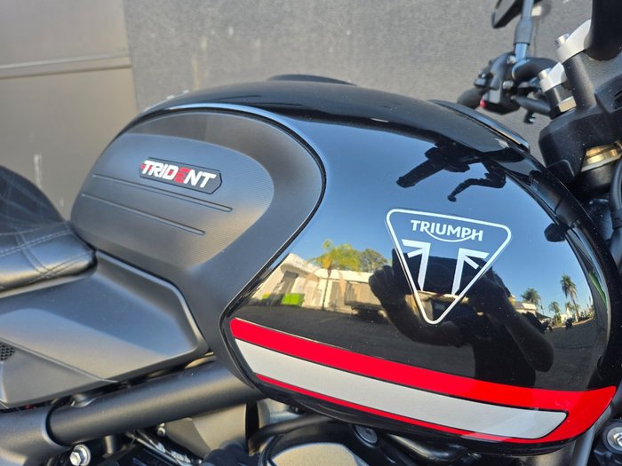 2021 Triumph TRIDENT 660 BLACK