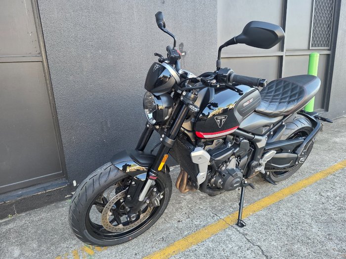 2021 Triumph TRIDENT 660 BLACK